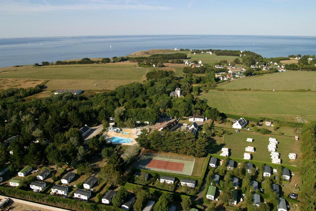 Hôtel Camping Le Bordeneo à Le Palais Extérieur photo